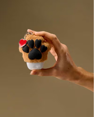 BROWN HEART PAW WITH CHARM