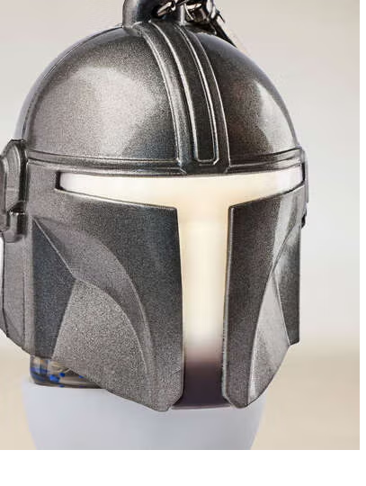 THE MANDALORIAN LIGHT-UP HELMET