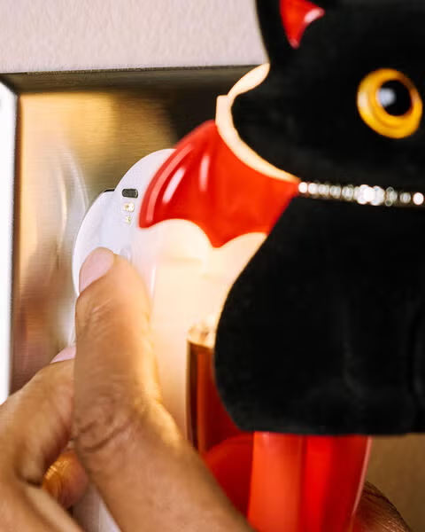 WITCHY CAT SCENT CONTROL NIGHTLIGHT